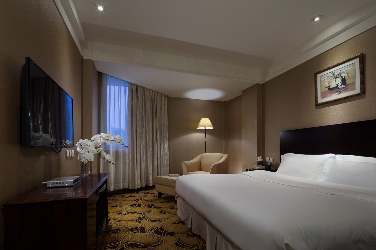 Wanxing Hotel Chao Yang Square Branch Наньнин Экстерьер фото